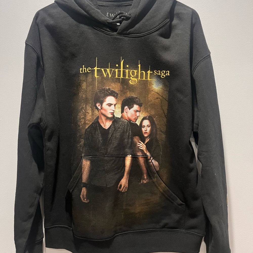 New,The Twilight Saga New Moon Edward,Bella,Jacob Hoodie,Size Small, Black Color - Picture 2 of 6